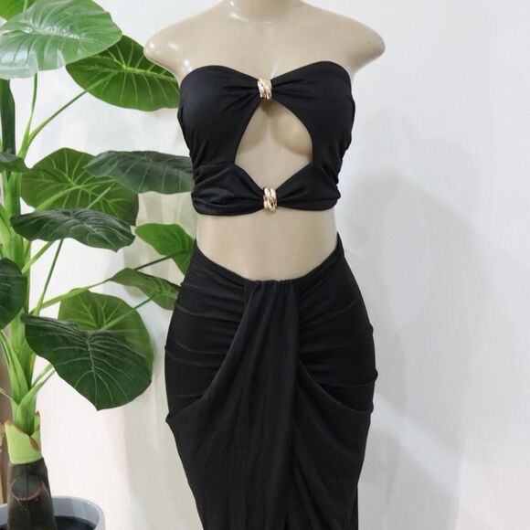 Chic Black Two-Piece Set - Picture 3 of 6